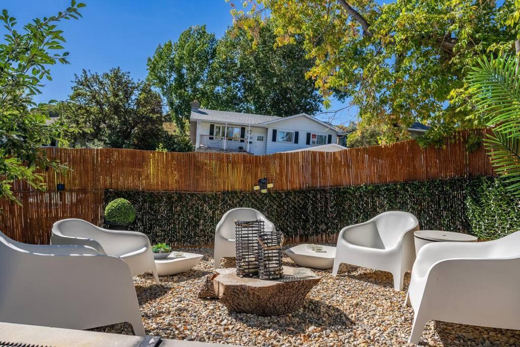 Villa Dome House Yyc, Iconic, Luxury, Backyard Oasis Calgary